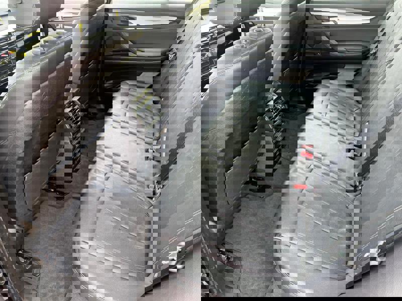 Image BMW 楲⁥㕘⠠ㅆ⤵㈨㄰ⴳ⤾ 2.0 313 40e Lounge Plus xDrive Xénon GPS Radar Bluetooth Sièges cuir élec chauffants Régul Clim auto